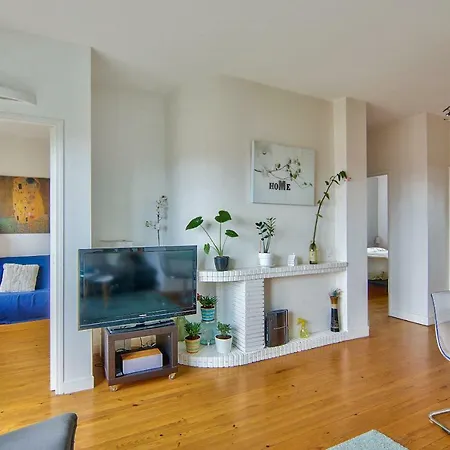 Large For 6 People / Les Chalets \ Apartamento